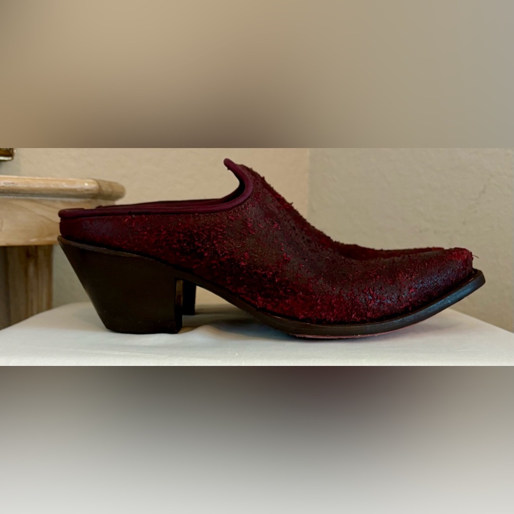 Donald J Pliner 25th Anniversary Red Distressed Leather Mule Square Toe SZ 7.5 - Picture 4 of 8